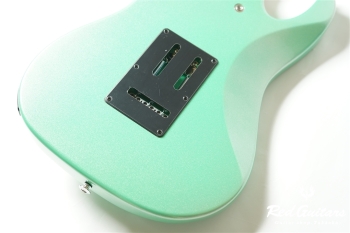 GRX40 - Metallic Light Green